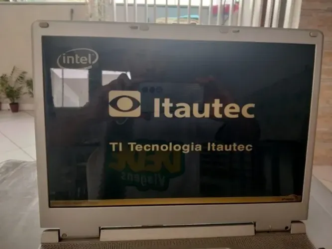 Notebook Dual 3gb usado