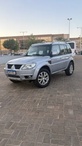 Mitsubishi Pajero TR4 2.0/ 2.0 Flex 16V 4X4 Aut. 2011