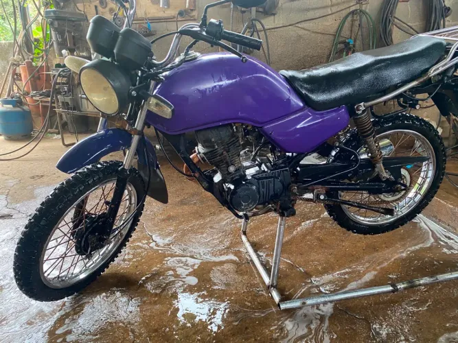 Titan 99 pra roça so pegar e andar