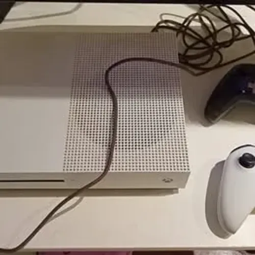 VENDO XBOX ONE DE 500GB OU TROCO POR PS4