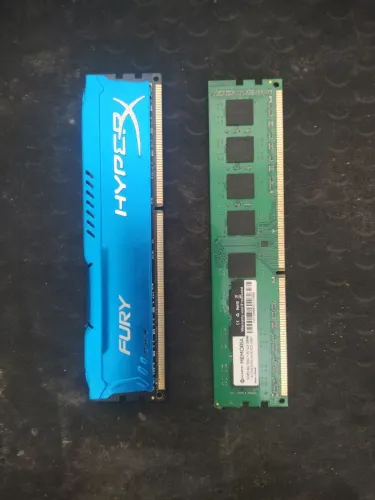 Kit 16RAM DDR3 - 2x8GB - 1333MHz - HyperX + Goldentec. Usadas e funcionando perfeitamente
