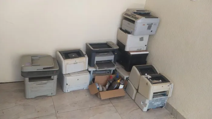 Lote de 13 impressoras de retirada de imprensa!