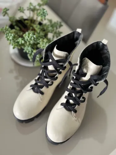 Bota Contorno Gelo