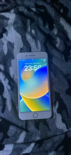 iPhone 8 Plus 64 Gb