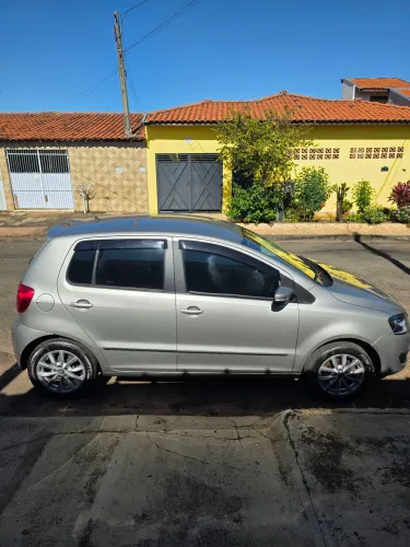 Volkswagen Fox 1.6 MI Total Flex 8V 5P 2014