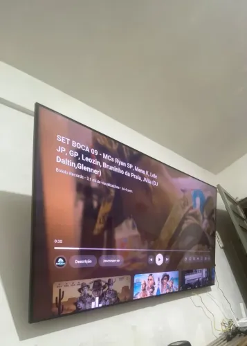 Tv 65 Polegadas Smart tv 4k com comando de voz e Xbox 