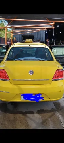 Fiat Linea LX 1.9/ 1.8 Flex 16V Dualogic 4P 2011