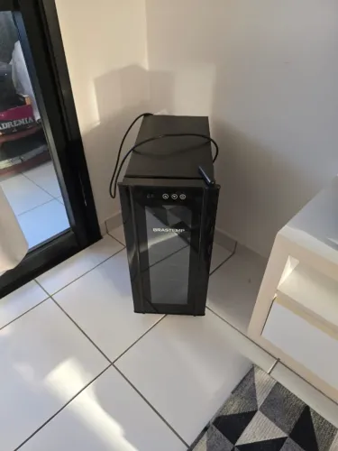 Adega Brastemp 12 garrafas