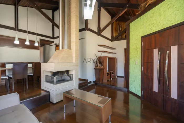 Casa em condomínio em Santa Felicidade ARYA1