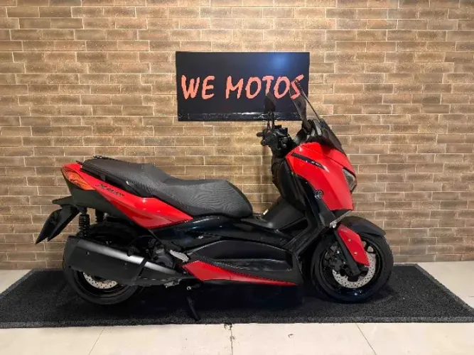 Yamaha Xmax 250 2024