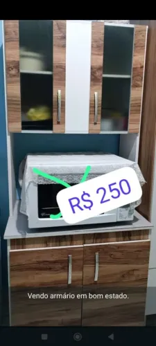 Armário multiuso