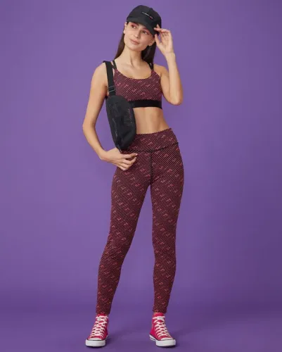 Legging barbie à la garçonne 