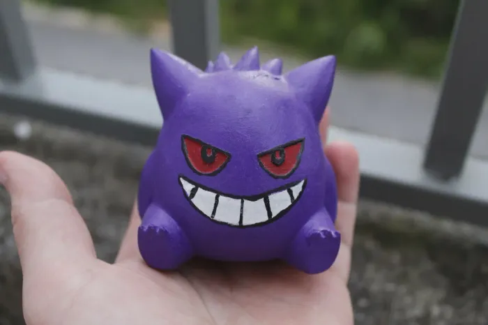 Estátua Pokémon Gengar Sentado - Decoração Geek