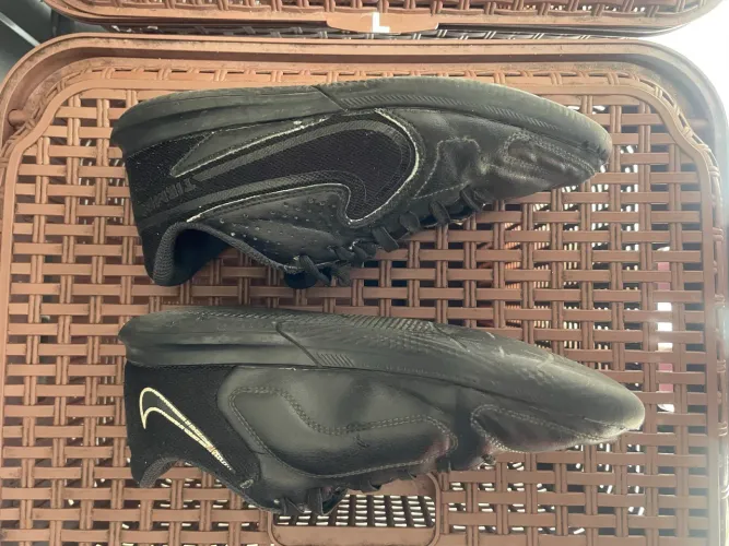 Chuteira tênis futsal Nike