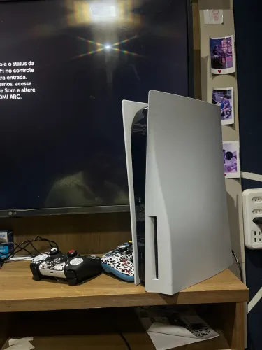 Vendo Ps5, mídia digital e fisica. 4.500 *11
