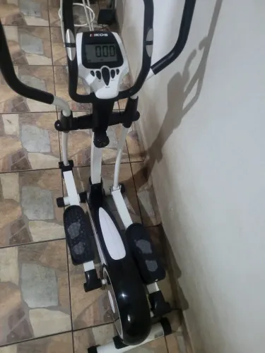 Elíptico kikos modelo 8703 