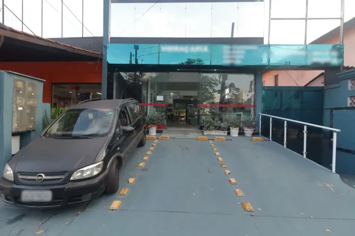 Loja na Rua Domingas Galleteri Blotta, 176 440 m²