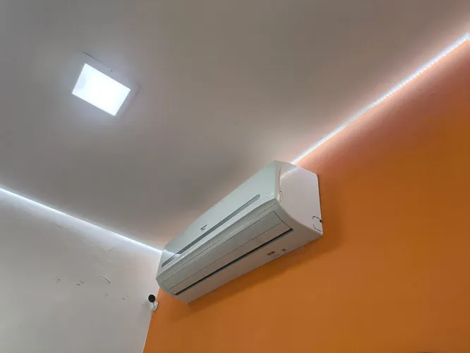 Ar condicionado completo de parede 30.000 BTUs Midea