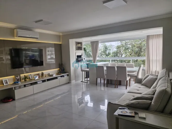 Apartamento com 3 dormitórios, 1 suíte e 2 vagas