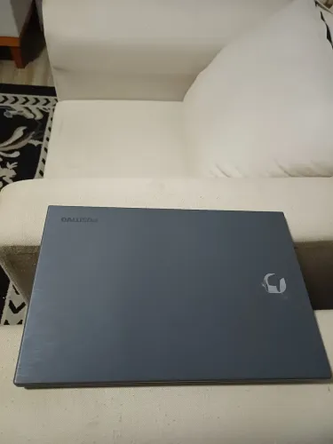 Vende-se notebook 