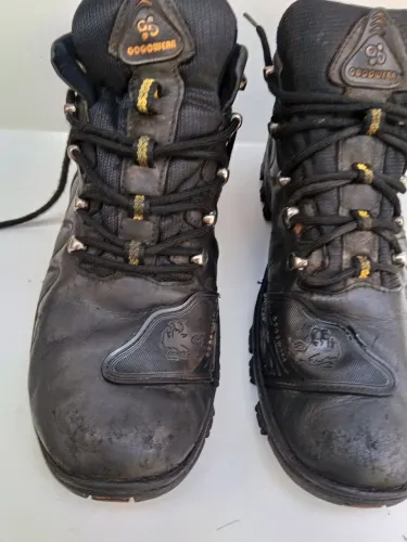 Bota pra trabalhar tamanho 43