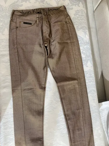 Calça Jeans Dourada CK original