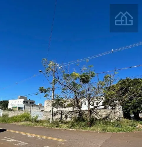 Terreno para alugar, 629 m² por R$ 3.500,00/mês - Claudete - Cascavel/PR