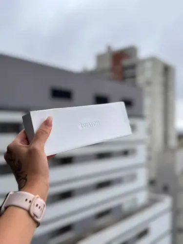 Apple Watch Series 11 42mm - Rosa Dourado e Cinza Espacial | Lacrado