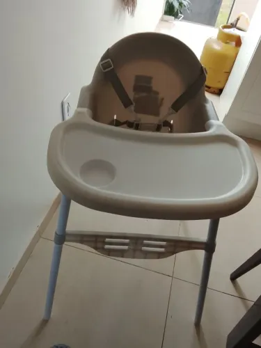 Cadeirinha de alimentação