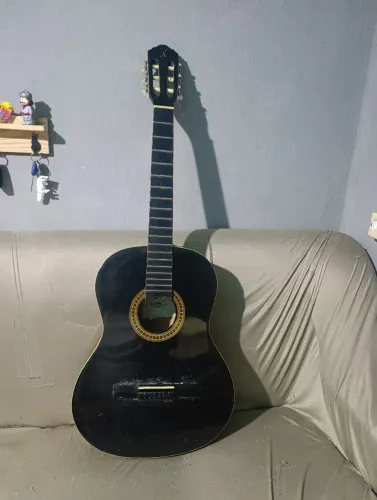 Violão Giannini leia o anúncio