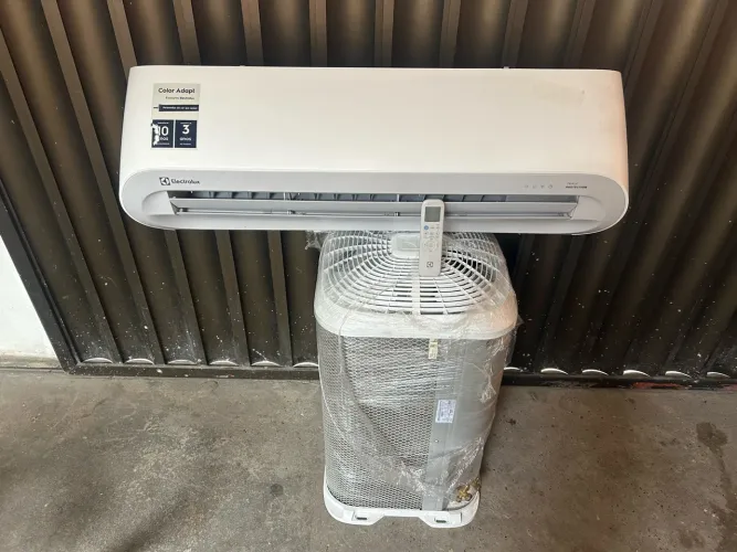 Eletrolux adapt color inverter 24 mil btus