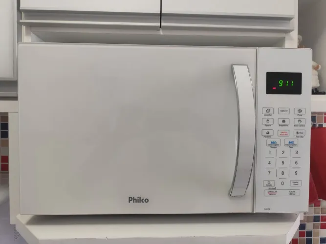 Microondas Philco 33L PMO33B.