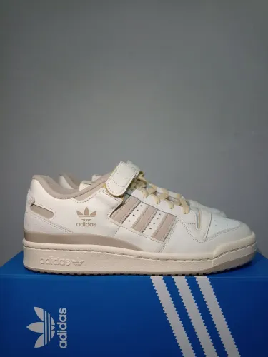 Tenis adidas FORUM LOW tamanho 40 original com etiqueta, na caixa.