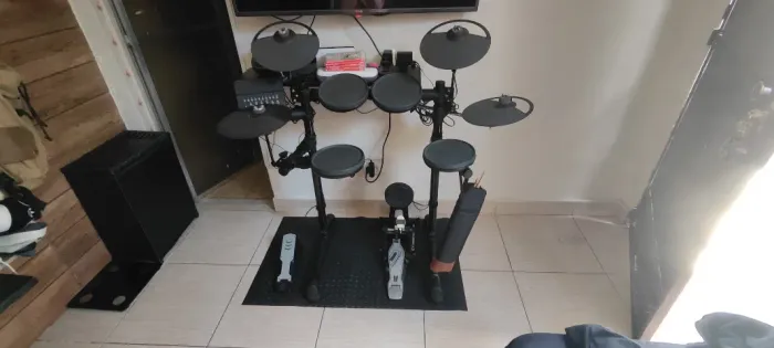 Bateria Eletrônica Yamaha DTX430K + Pedal Mecanico + Pad + Prato (Semi-Nova Completa