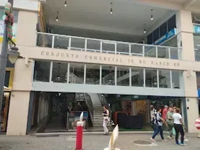 Loja Centro, ampla, local nobre, Rua 16 de março, vista para a Rua, oportunidade - Petrópo