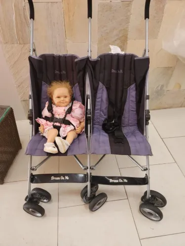 carrinho de passeio para gêmeos fechamento guarda chuva