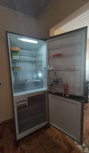 Geladeira Panasonic Invertec