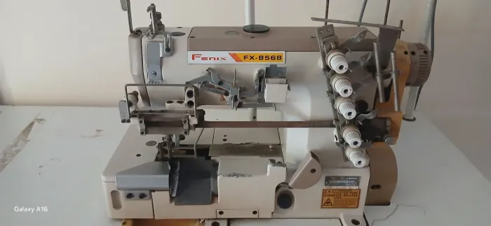Maquina de costura Galoneira  BT 