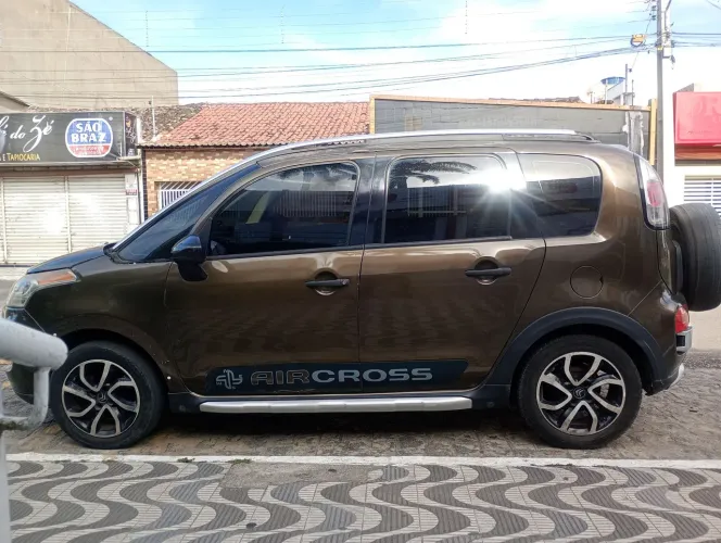Citroen Aircross GLX 1.6 Flex 16V 5P Aut. 2013