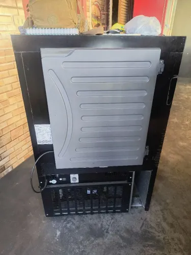 Expositor refrigerado gelopar 127v novo