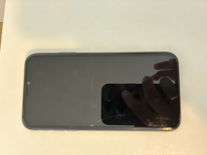 IPHONE 11 128gb APPLE