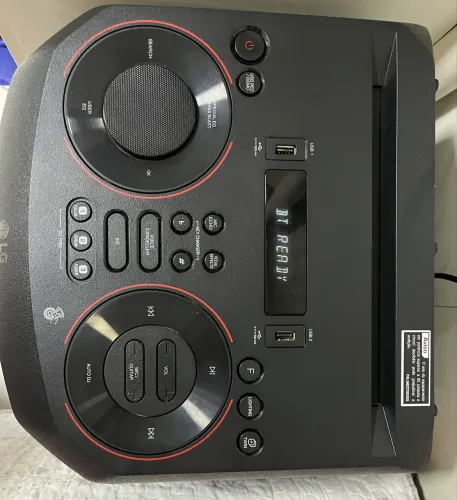 Caixa de Som Torre LG XBOOM RNC7 Bluetooth - Semi-nova (Perfeito Estado)