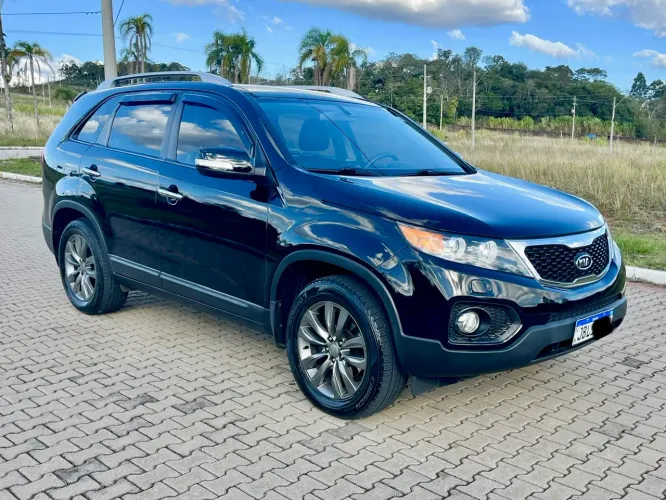 Kia Motors Sorento 3.5 V6 24V 278cv 4X4 Aut. 2013