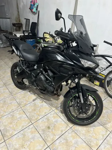 KAWASAKI Versus 650 2024