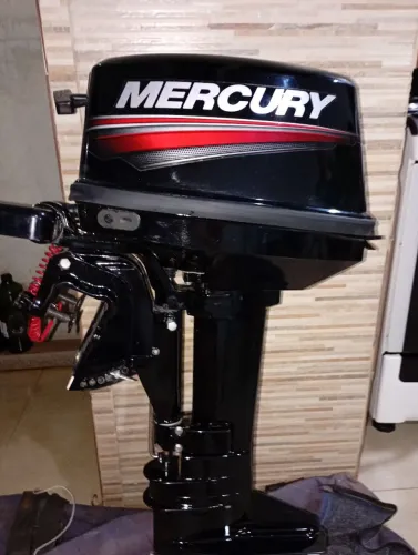 Vendo motor Mercury 9.9 motor zero com protetor de ellis