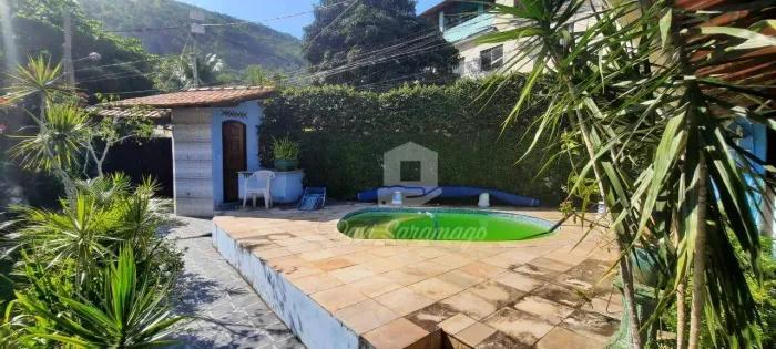 Casa 03 quartos Piratininga Niteroi