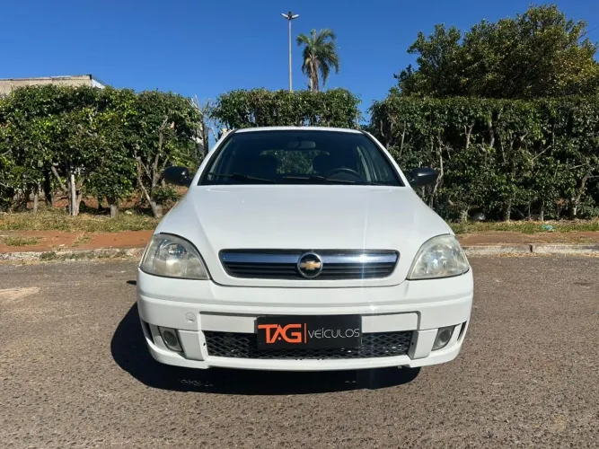Chevrolet Corsa Hat. Maxx 1.4 8V Econoflex 5P 2012