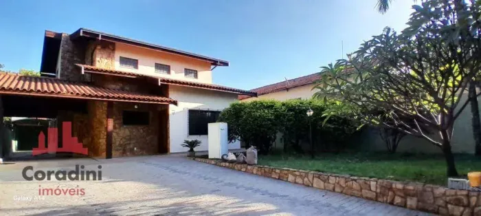 Casa com 3 dormitórios para alugar, 380 m² por R$ 5.220,00/mês - Centro - Nova Odessa/SP