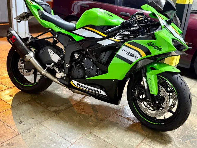 Kawasaki ZX-6 - Escapamento Akrapovic