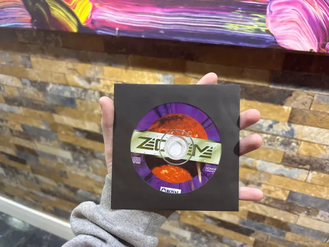 CD do álbum Planet Zoom
